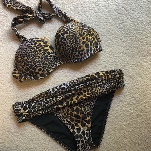 Victoria’s Secret Bombshell Bikini